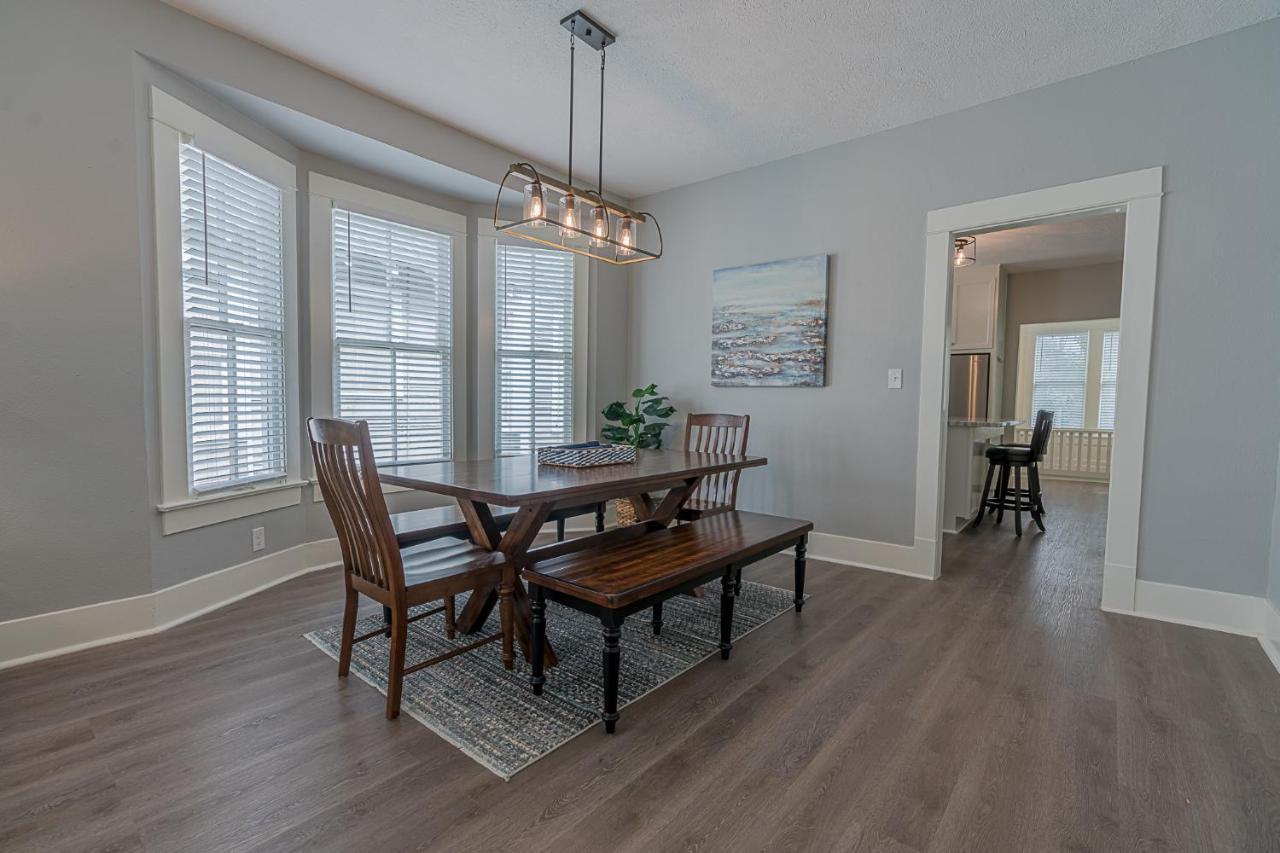 Uptown Cottage Newly Updated Home Near The Strand Galveston Harbor And Utmb מראה חיצוני תמונה
